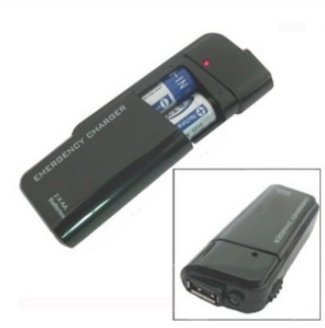 No 5 Two Dry Batteries Emergency Charging Case