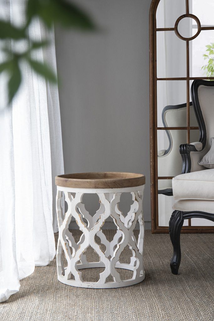 Stylish Rustic Round Wooden Table