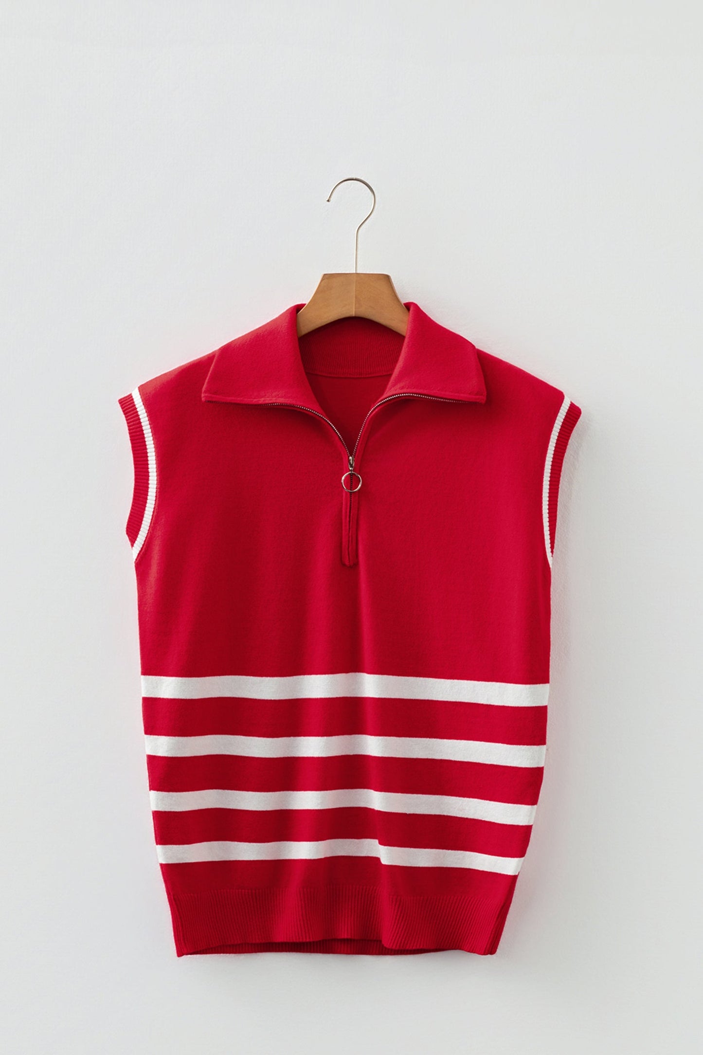 Ila Detail Short Sleeve Sweater