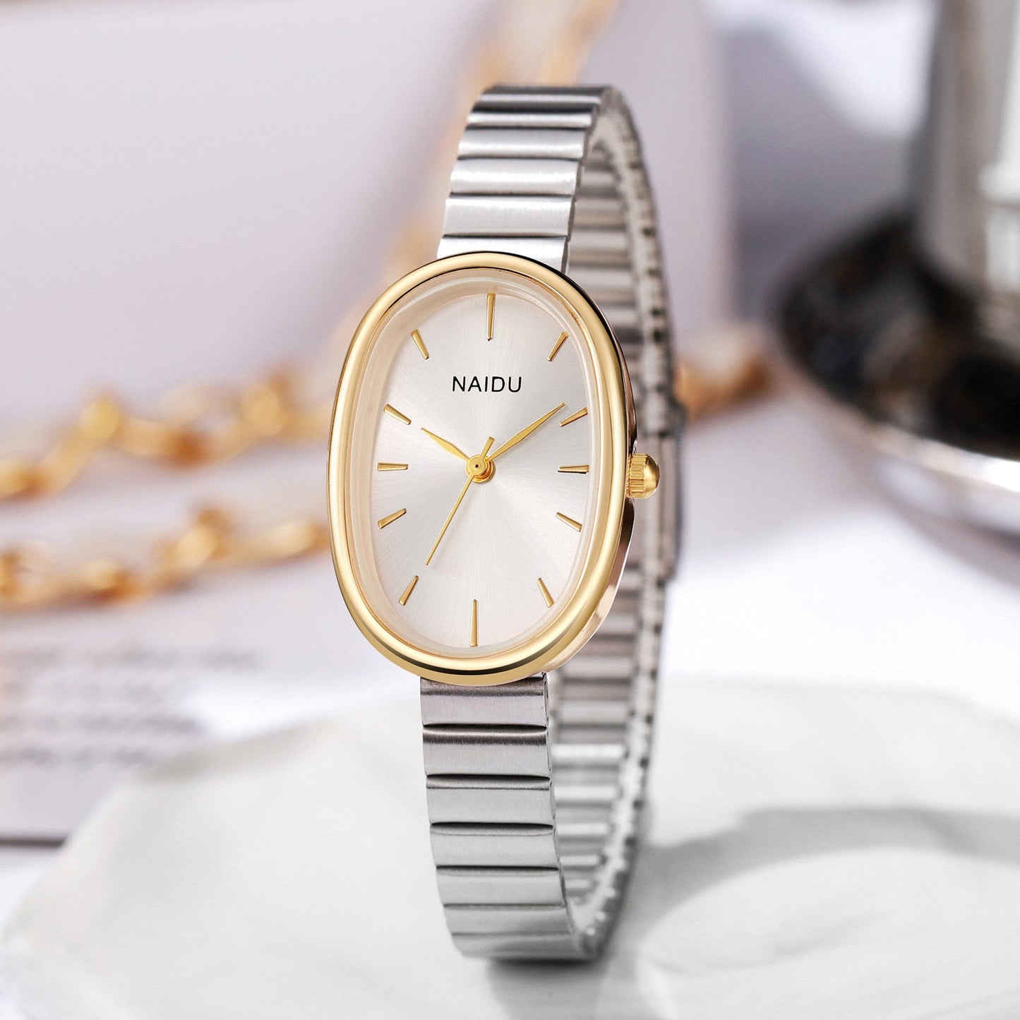 Girls Watch With A Bamboo-link Strap And An Oval Small Dial