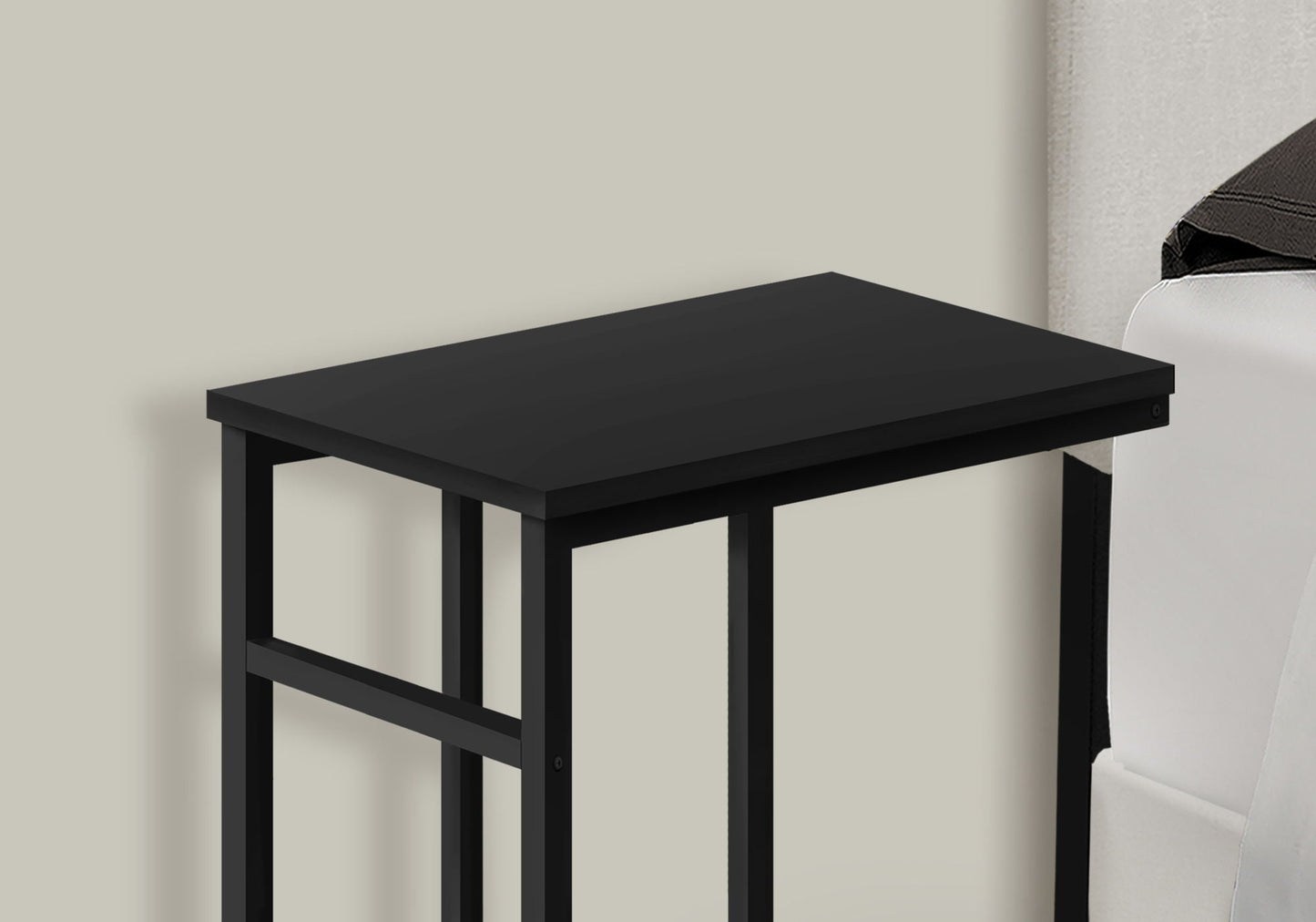 Accent Table, C-Shaped, Contemporary & Modern, Versatile Use