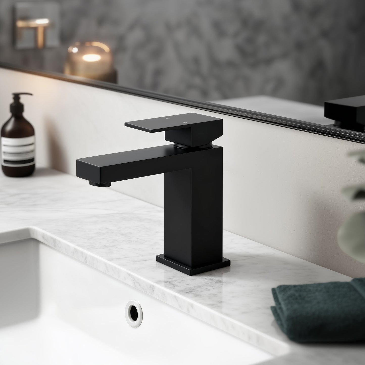 Single Handle Bathroom Faucet, Matte