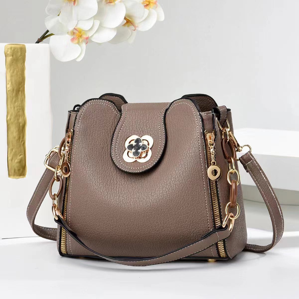 Fashionable Womens Shoulder And Crossbody Bag