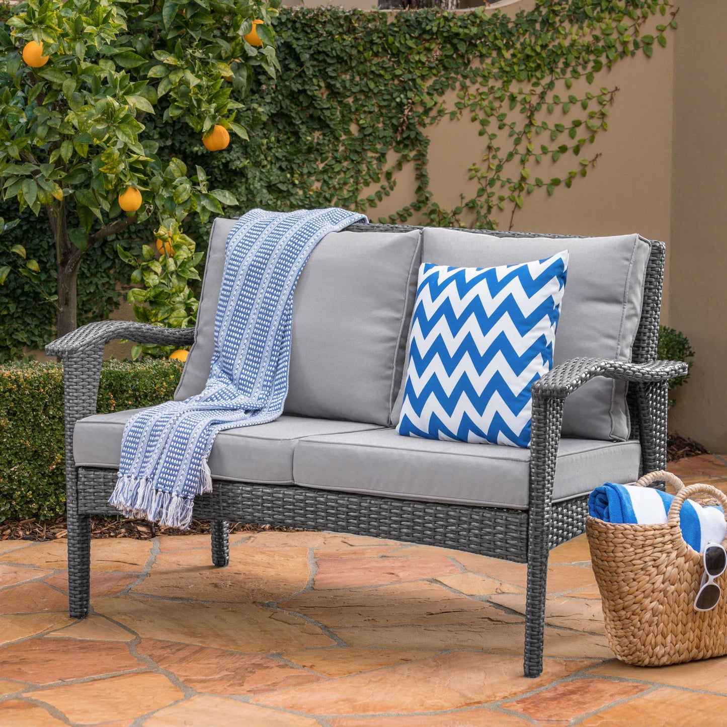 Honolulu Loveseat - Gray / Silver