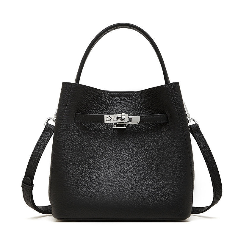 Autumn And Winter New Genuine Leather Vegetable Basket Bucket Bag For Women, Made Of Top-layer Cowhide, Versatile For Commuting, Can Be Worn On The Shoulder Or Carried By Hand