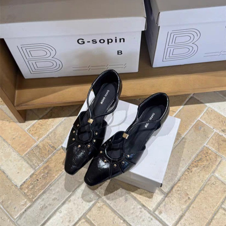 2026 Spring Summer New Women Retro Pointed Toe Sandals, Niche Luxury Hollow Out Inner Heightening Single Strap Outdoor Flats