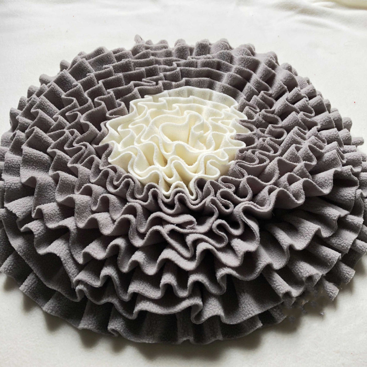 Pet sniffing pads