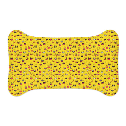 Endless Grins: A Sea of Laughing Faces - Pet Feeding Mat Pet Ze