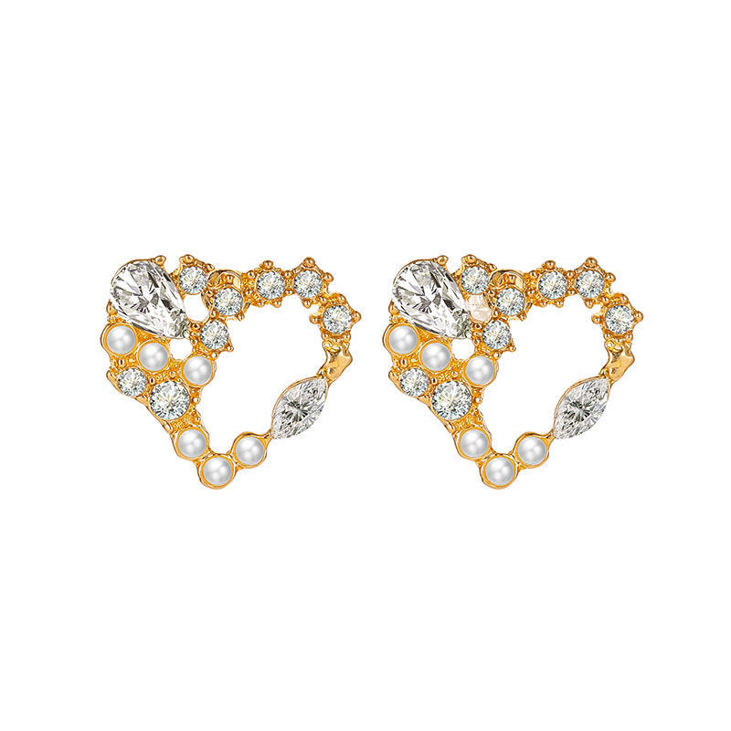 Personalized Simple High-end Earrings Sweet Heart-shaped Earrings