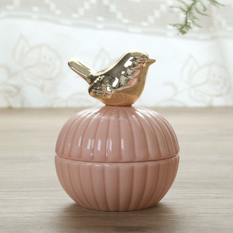 Ceramic wedding candy box