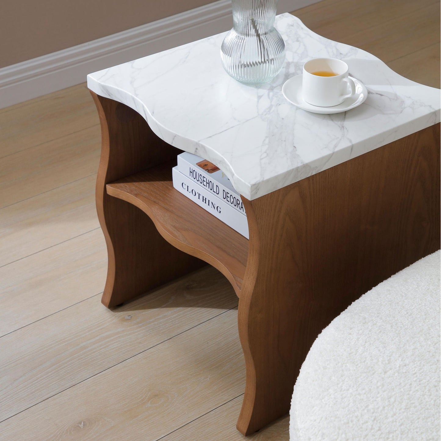 Whisper Of Waves - Table