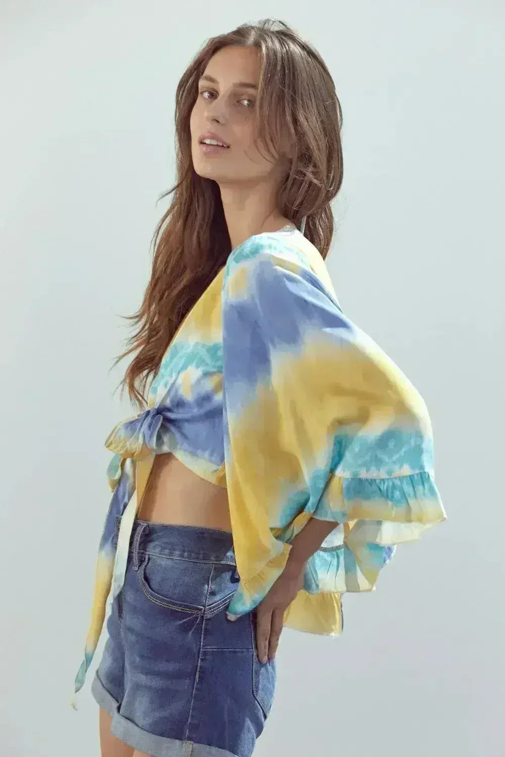 Bell-Sleeve Tie-Dye Crop Top – Flowy Sleeves & Stylish Design