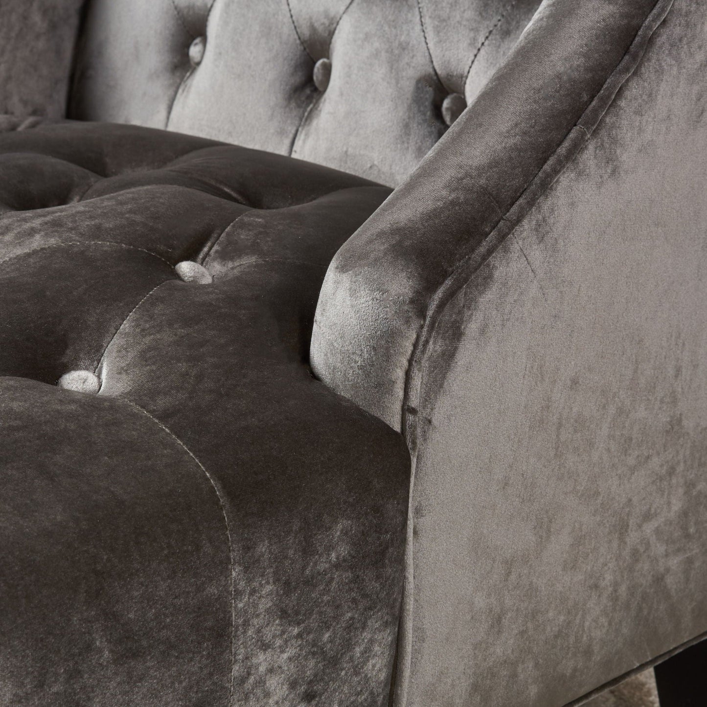 Toddman Hi-Back Club Chair With Elegant Design