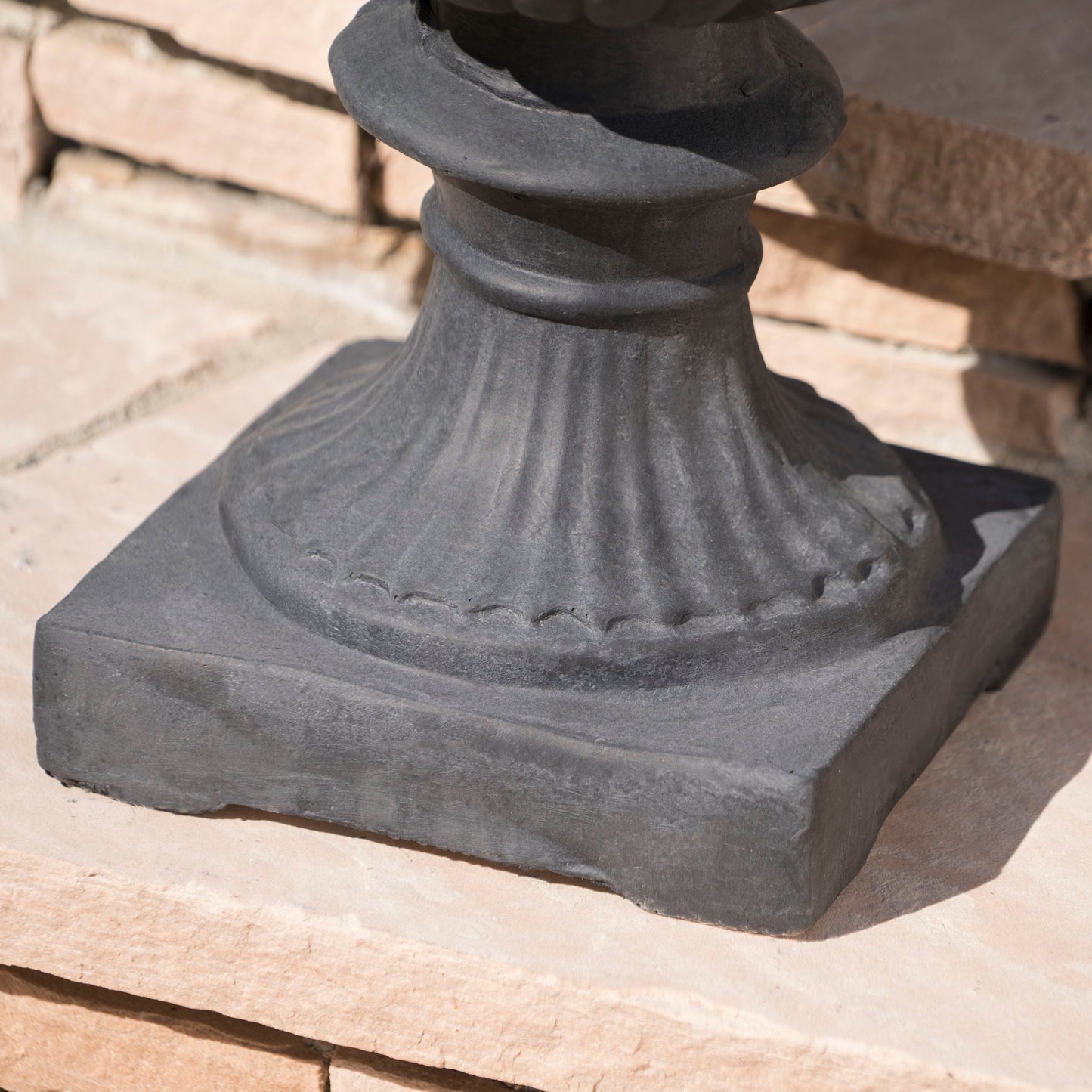 Buena Vista Urn
