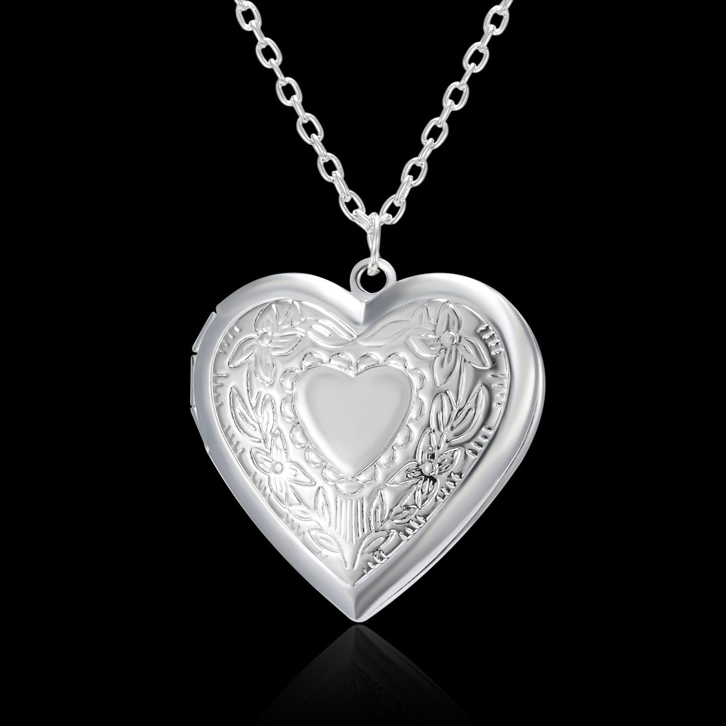 New Silver Carved Design Love Necklace Personalized Heart-shaped Photo Frame Necklace For Women Jewelry For Valentine's Day
