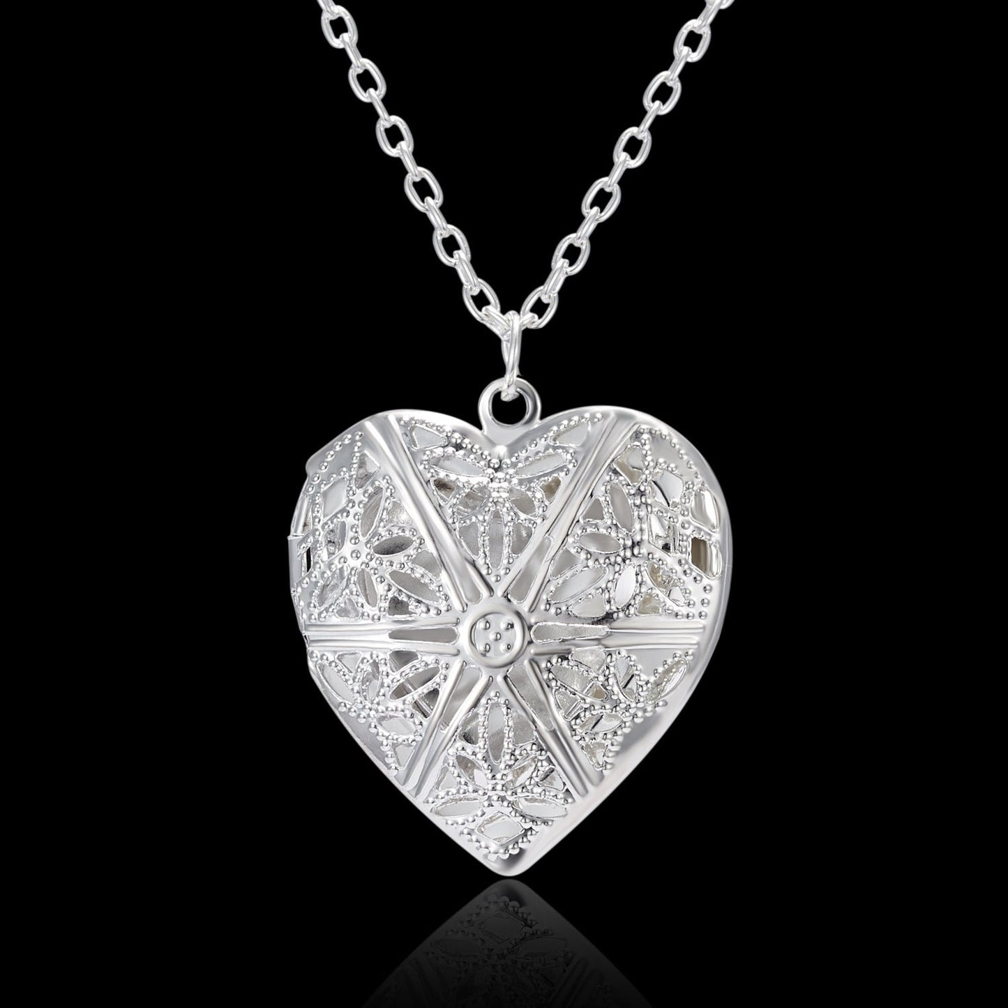 New Silver Carved Design Love Necklace Personalized Heart-shaped Photo Frame Necklace For Women Jewelry For Valentine's Day