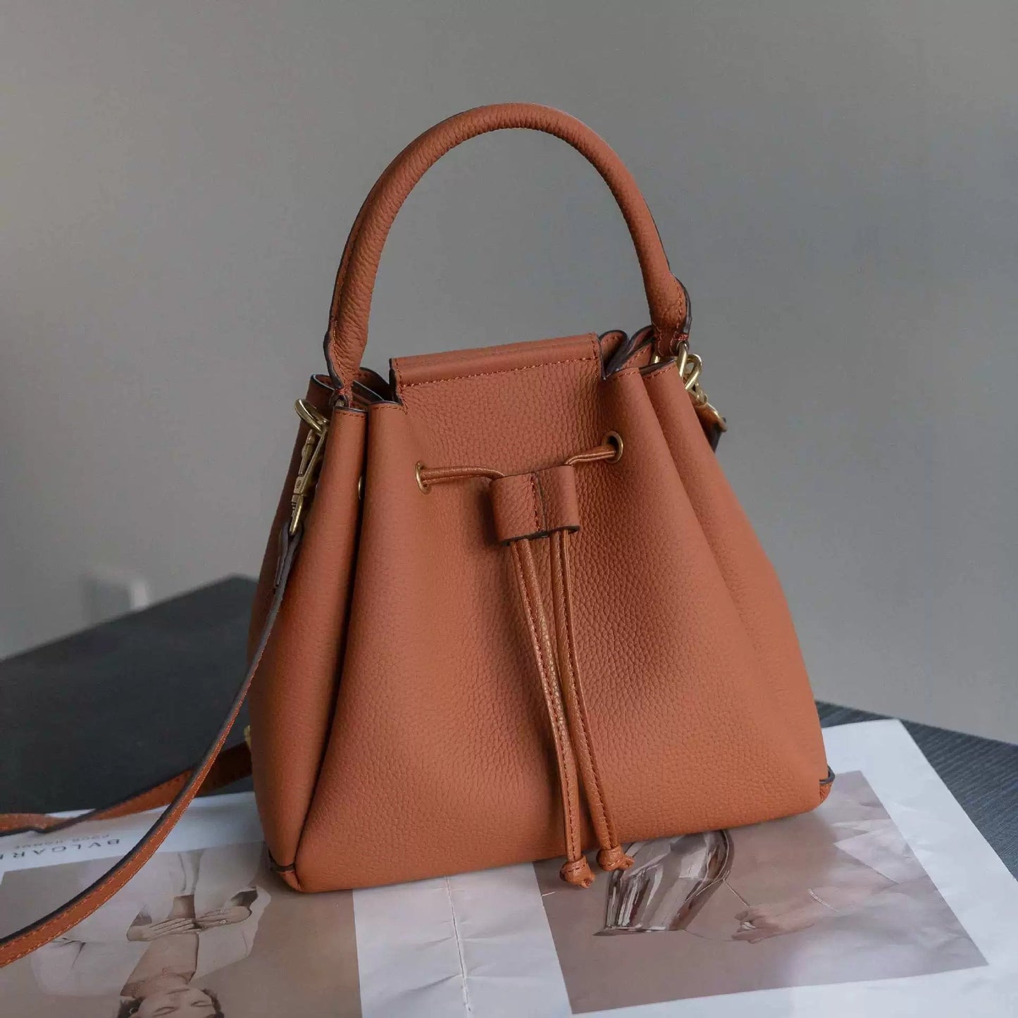 Cross-border TOGO Top-grain Leather Drawstring Bucket Bag For Women, 2026 New Large-capacity Versatile Genuine Leather Handbag