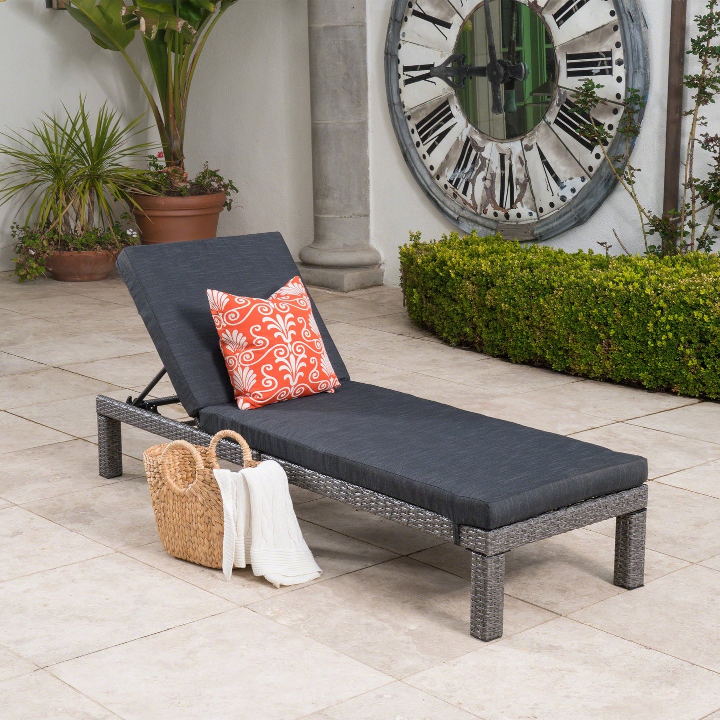 Puerta KD Chaise Lounge, Mixed