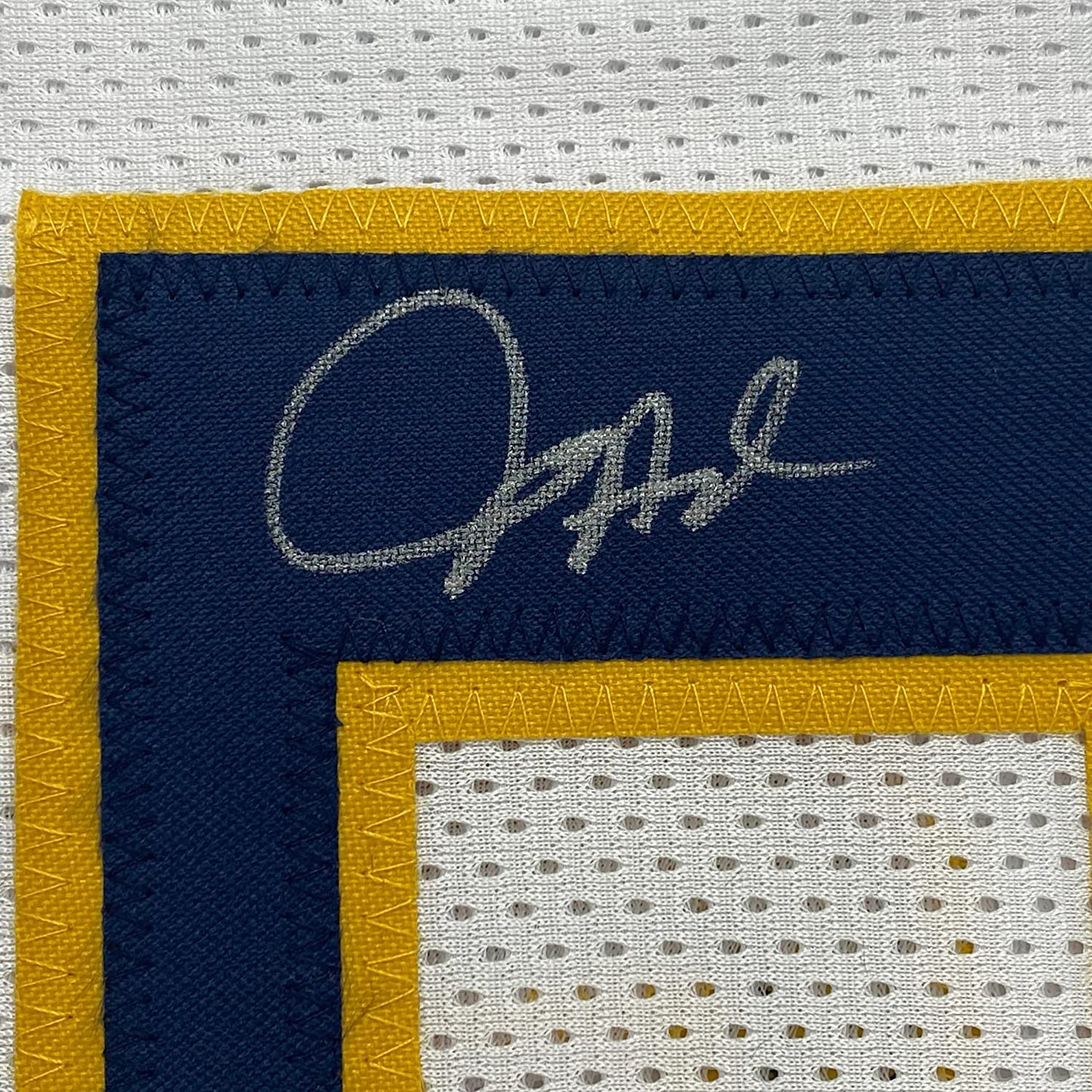 Framed Autographed/Signed Juwan Howard 35x39 Michigan White College Basketball Jersey Beckett BAS COA