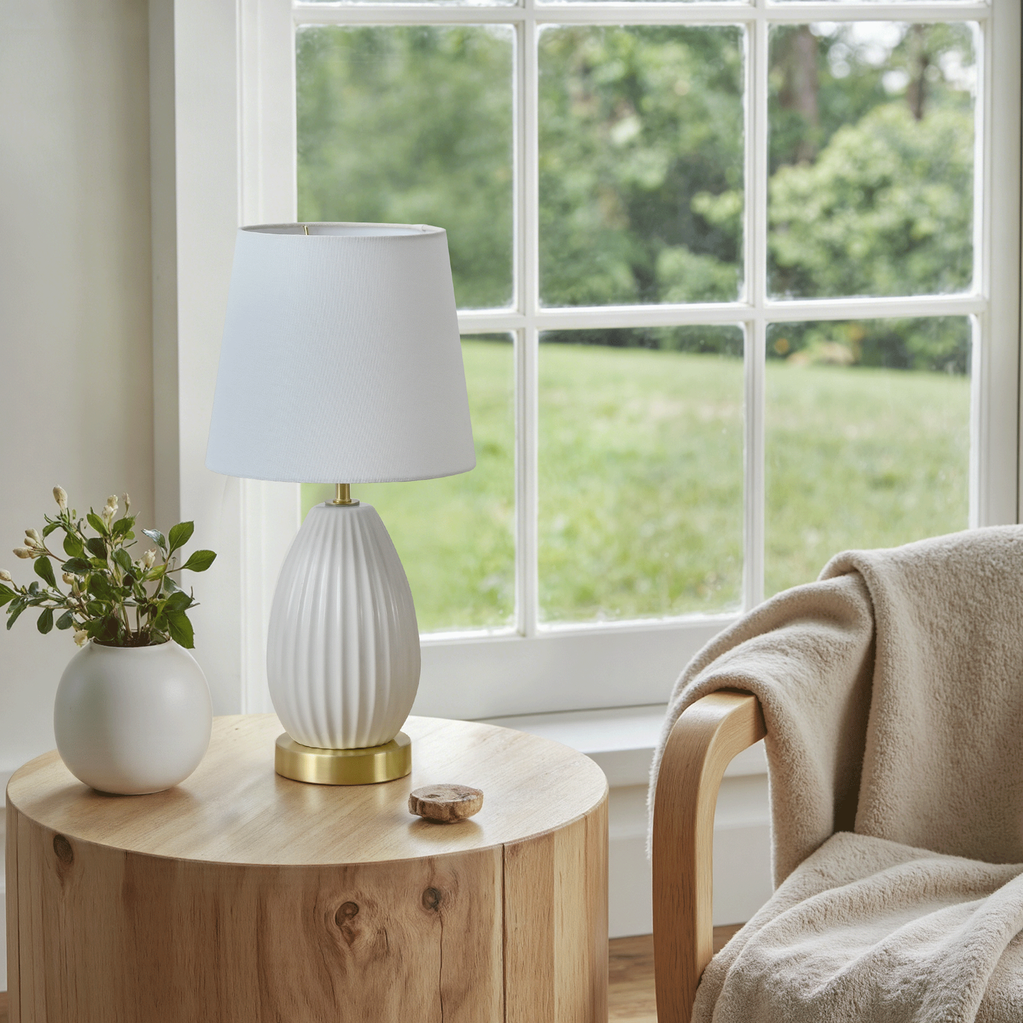 18-Inch Set of 2 Table Lamps, Antique Brass and White Finish