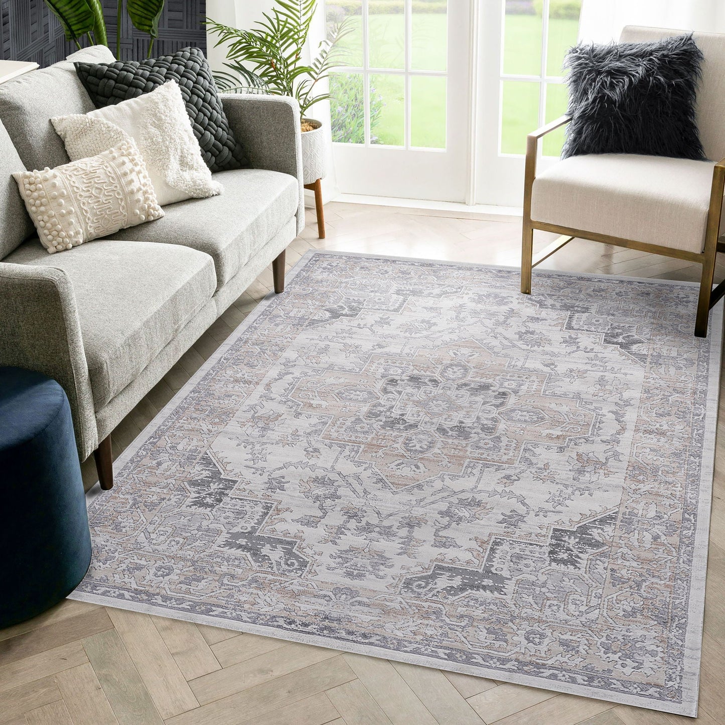 Marfi - 8' X 10' Oriental Area Rug - Ivory / Beige