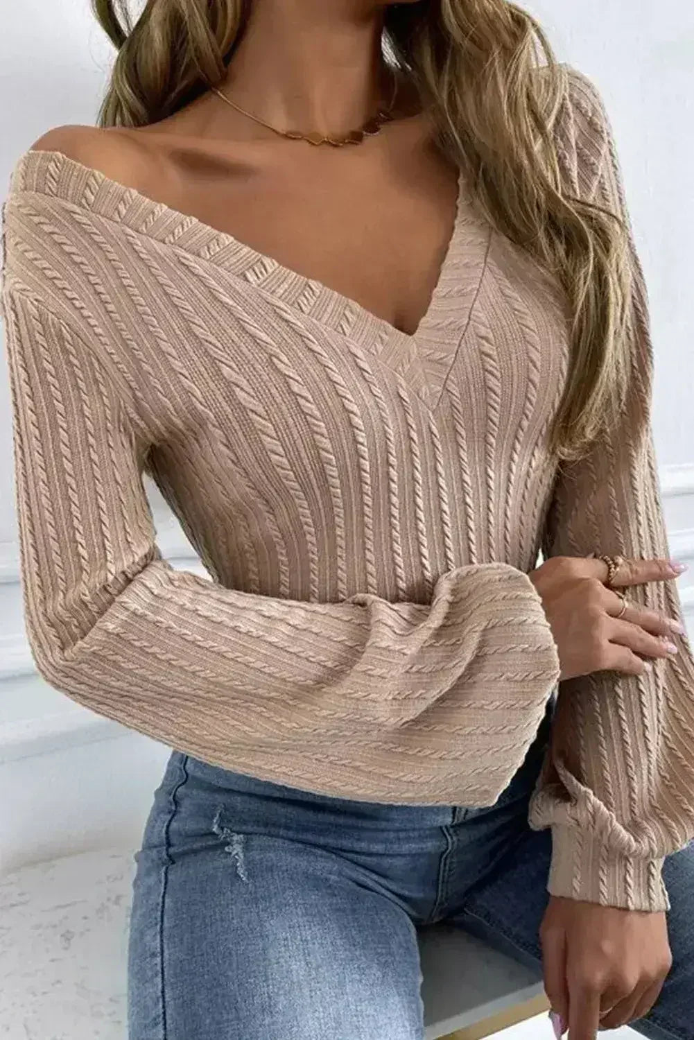 Knitted Jacquard V-Neck Top - Lantern Sleeve Blouse | Femstylo