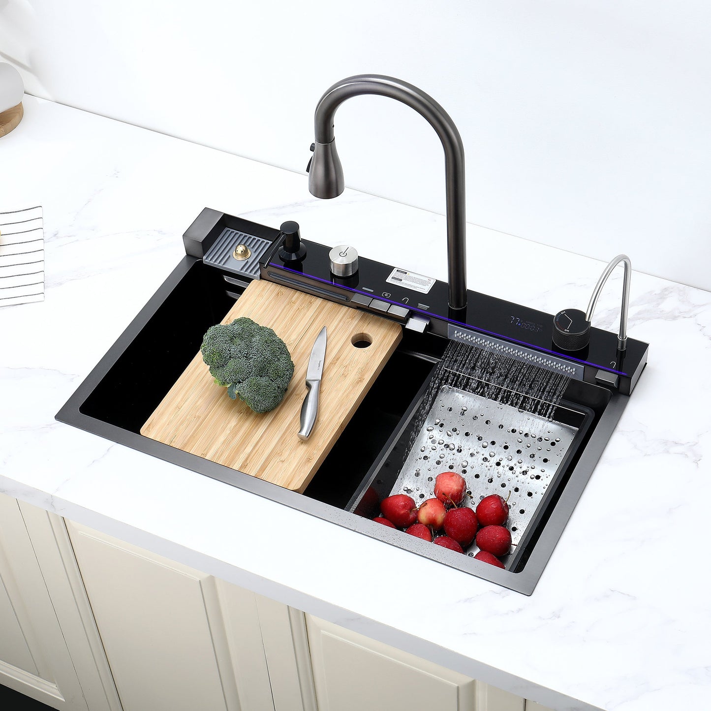 Pull-Out Faucet Single Bowl Kitchen Sink 304 Stainless Steel