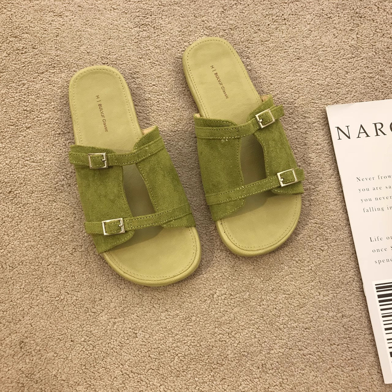 Summer Outdoor New-style Retro Flat-heeled Sandals
