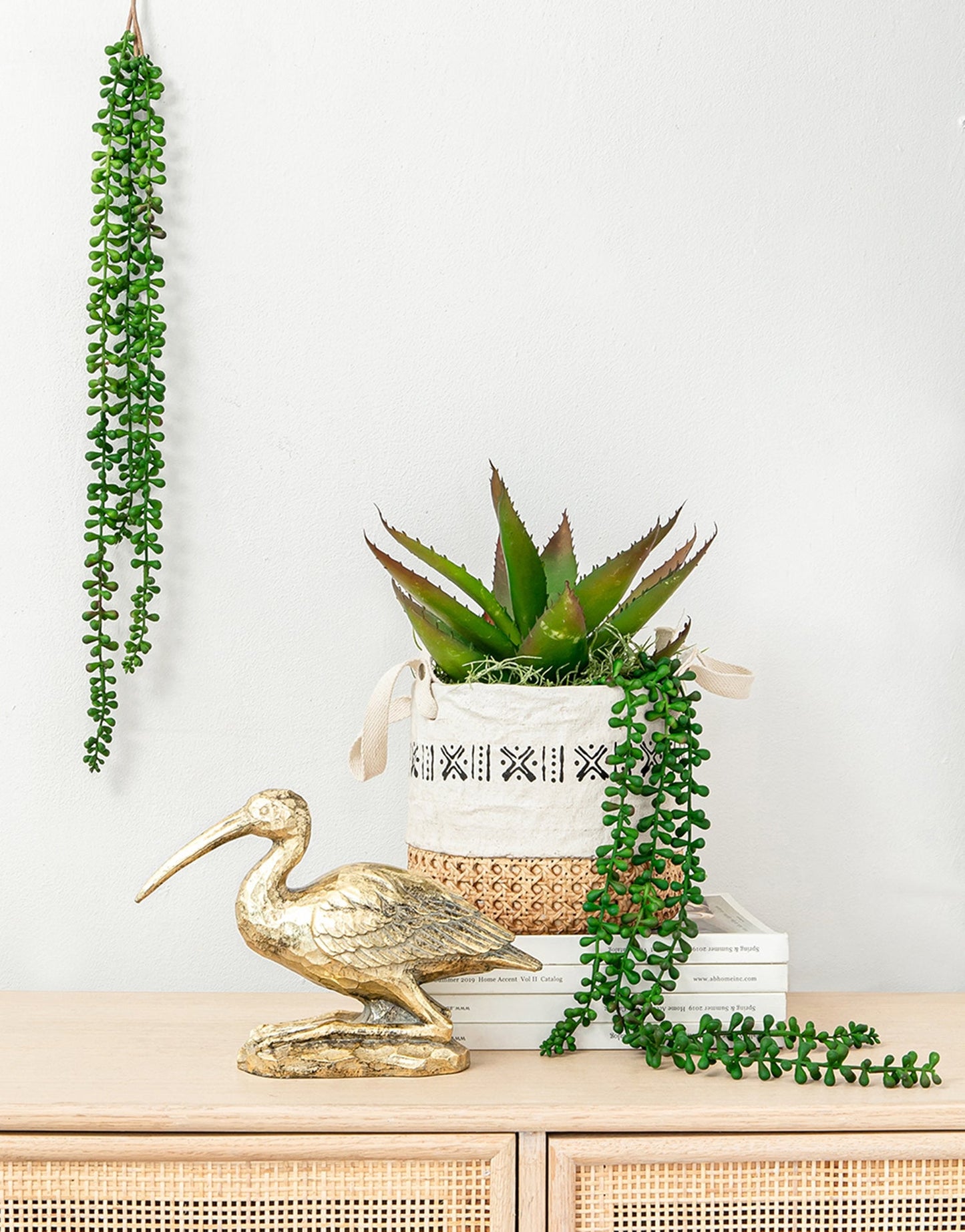 7.1x10.4x3" Kneeling Crane Figurine
