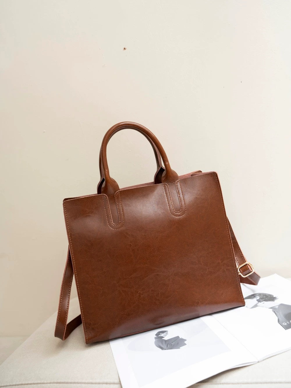 Genuine Leather Women's Bag, Cross-border Commuting, Oiled Wax Cowhide Handbag, Large Capacity Tote, Single Shoulder And Crossbody Square Bag