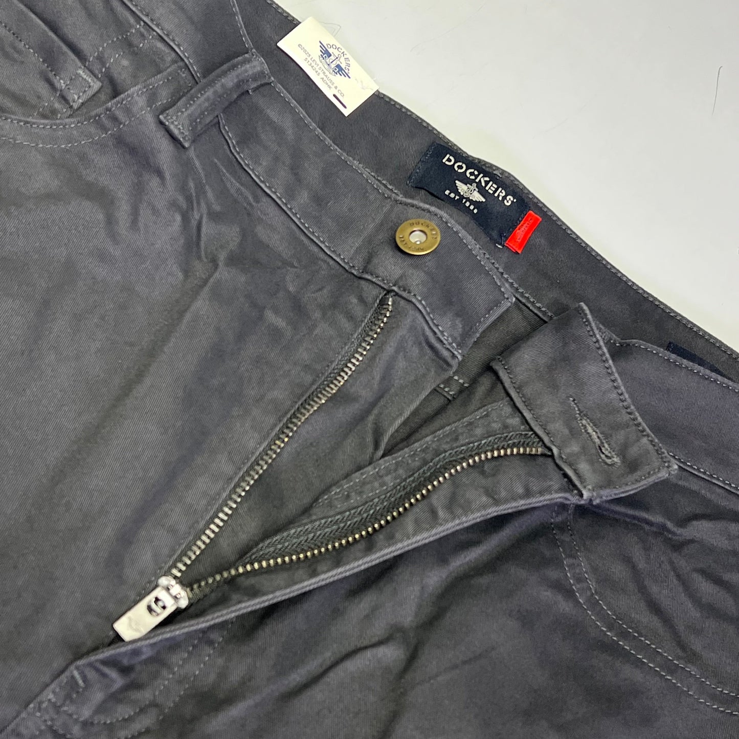DOCKERS All Seasons Tech Straight Fit Jean Cut Pant Men's Sz 32x32 Steelhead