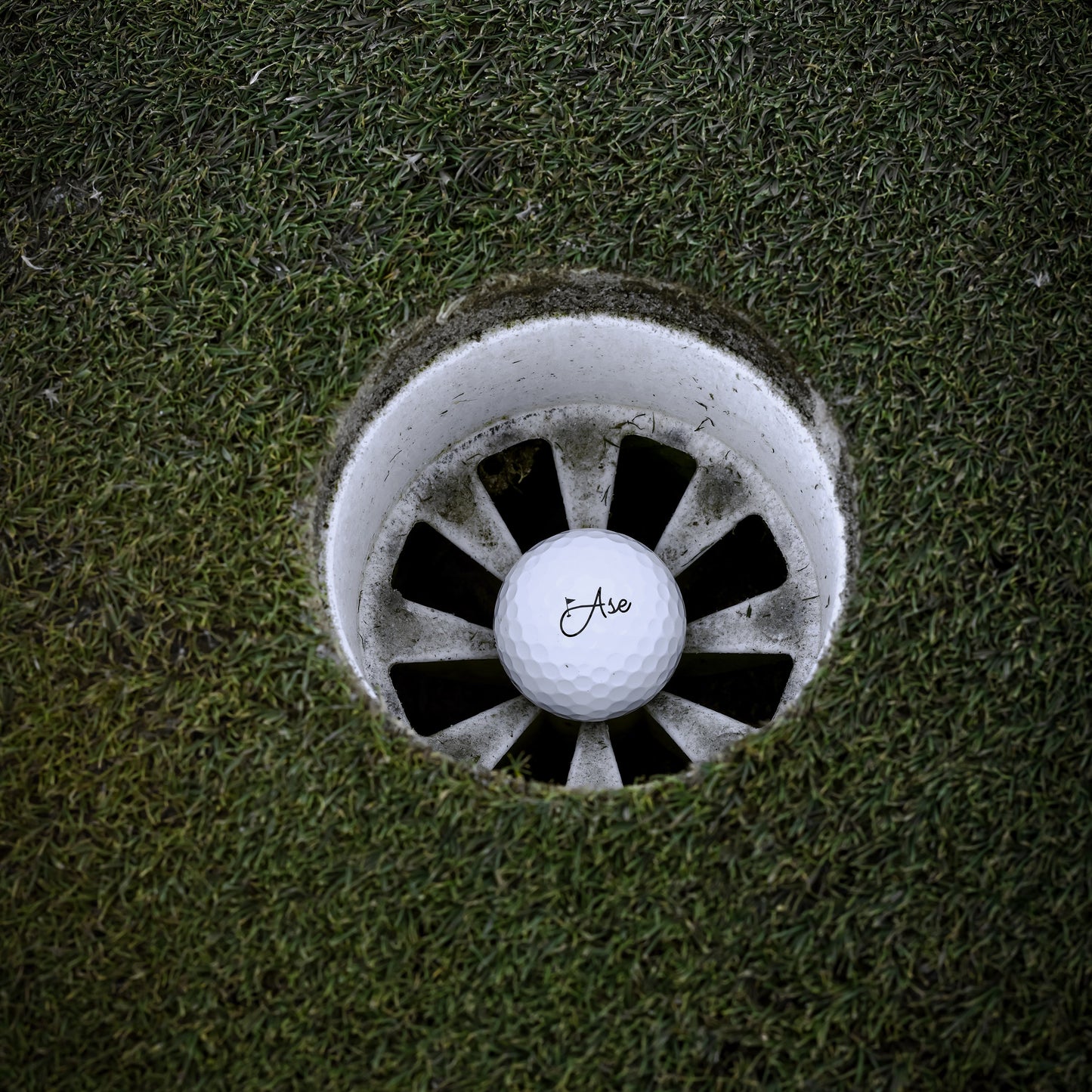 Ase Pure+ Golf Ball