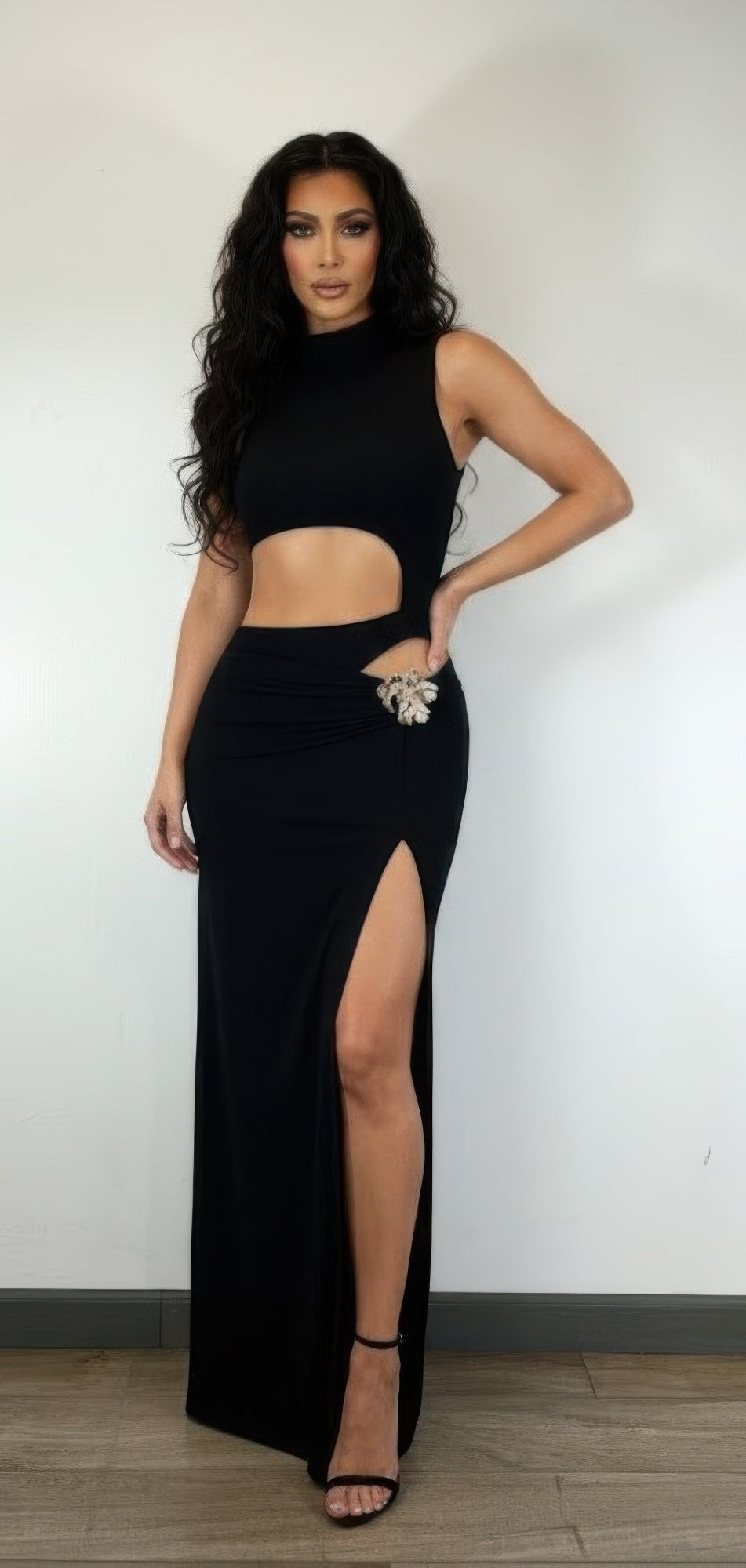 Sleeveless, High-neck Top Skirt Set