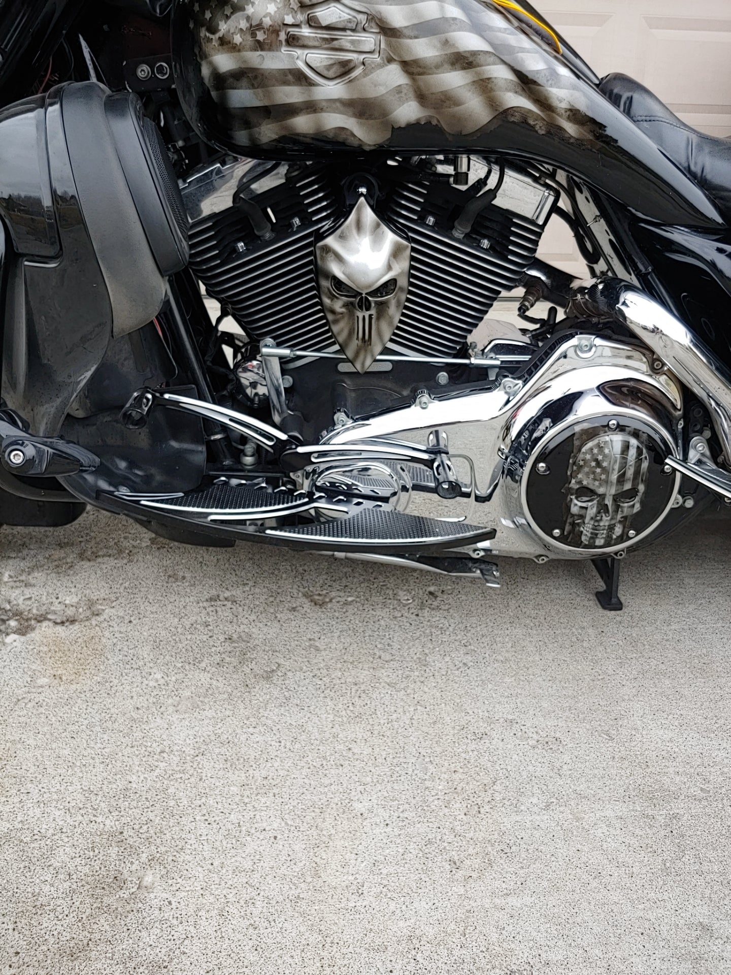 Custom horn cover with Punisher