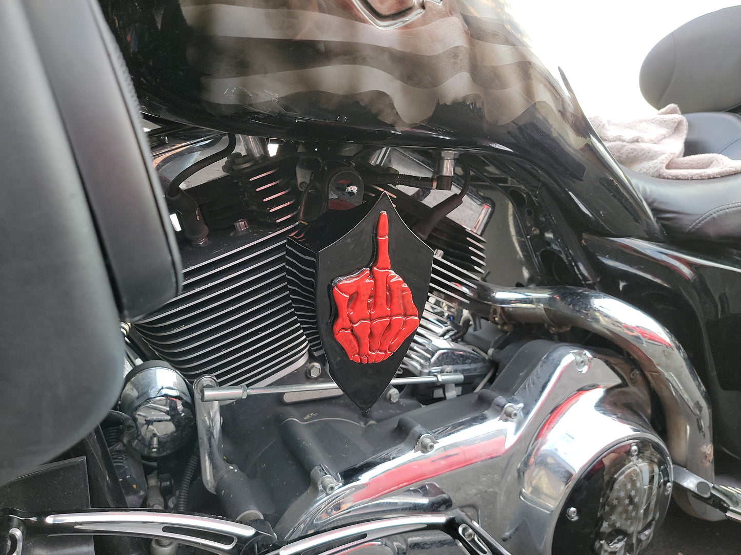 Indian middle finger horn cover