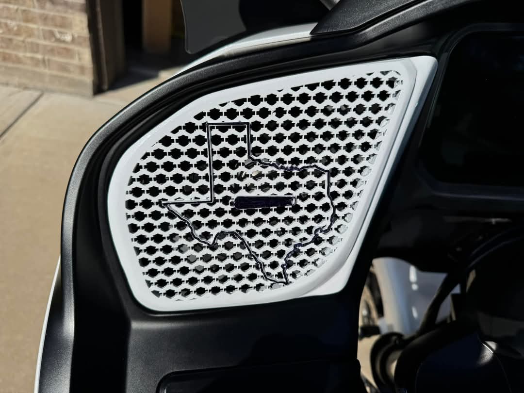 98 to 2024+ Road Glide 3D Texas speakers grill covers set