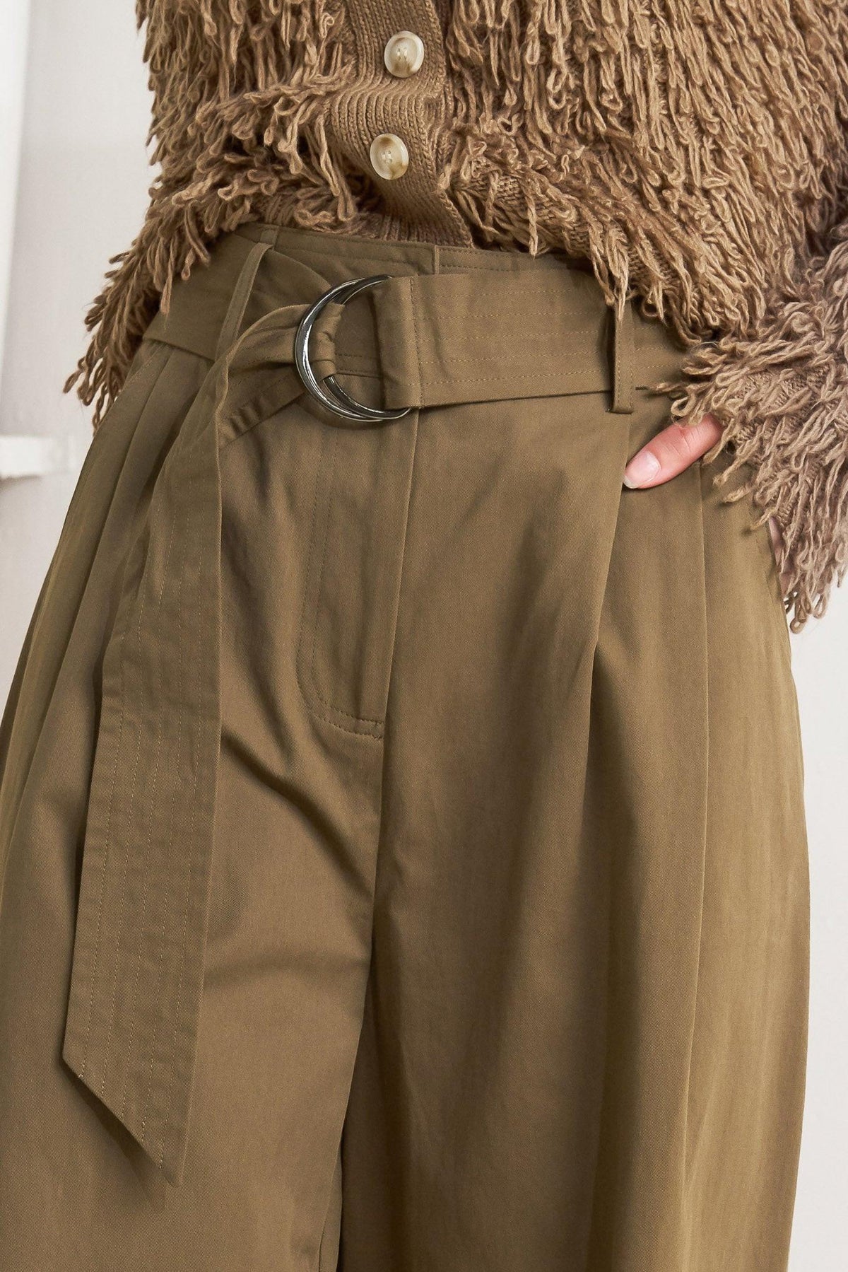 ELEGANCE UNVEILED WOVEN PANTS
