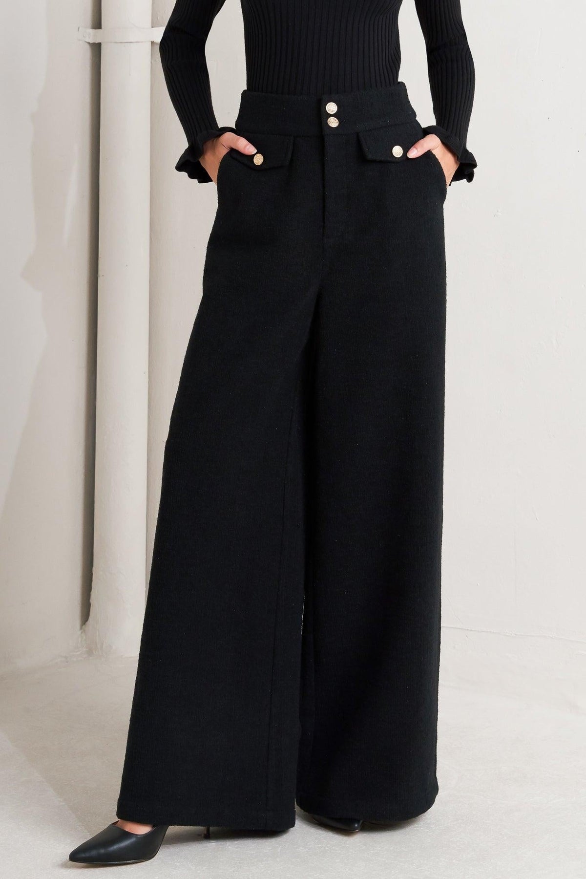PRESTIGE VOLUME BLACK WOVEN PANTS