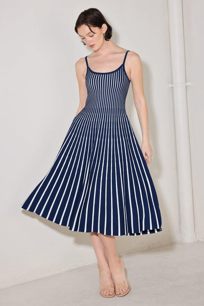 BOARDWALK BEAUTY SWEATER MIDI DRESS