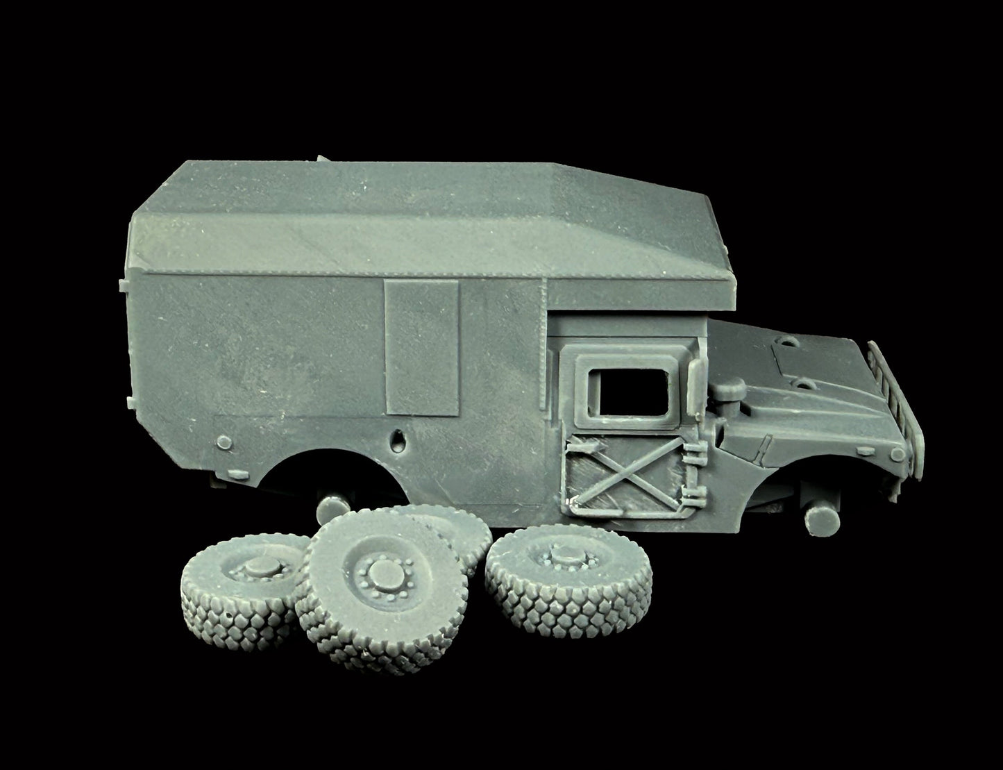 M997A2 HMMWV Ambulance (28mm)