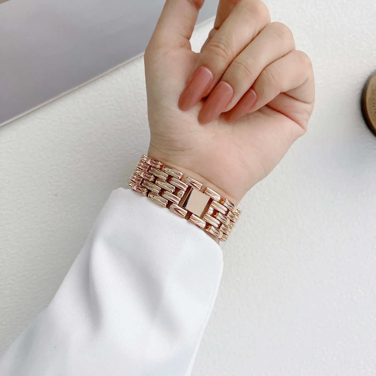 Apple Watch Interlocking-Link Stainless Steel Bracelet Band