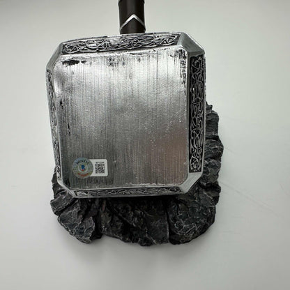 Autographed/Signed Chris Hemsworth Thor Mjolnir 17" Hammer with Base Marvel Avengers Infinity War End Game Replica Movie Prop Beckett BAS COA