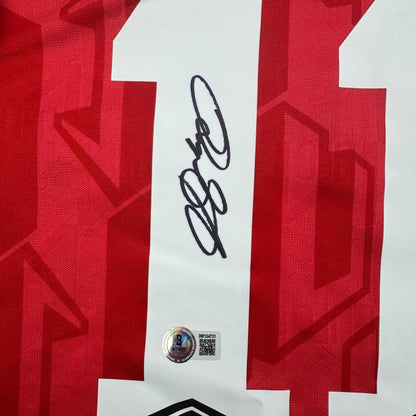 Autographed/Signed Ryan Giggs Manchester United Red Soccer Jersey Beckett BAS COA