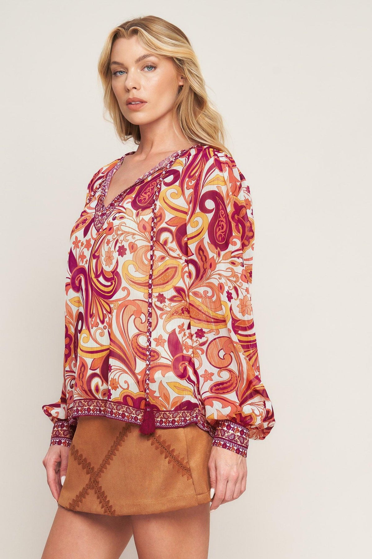 NEVER WANNA LEAVE WOVEN TOP