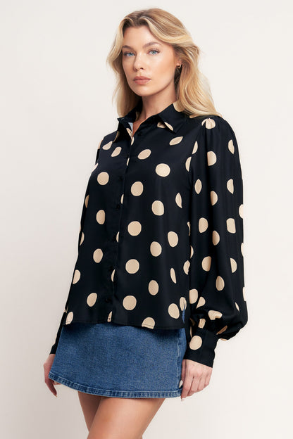 URBAN CIRCLES WOVEN TOP