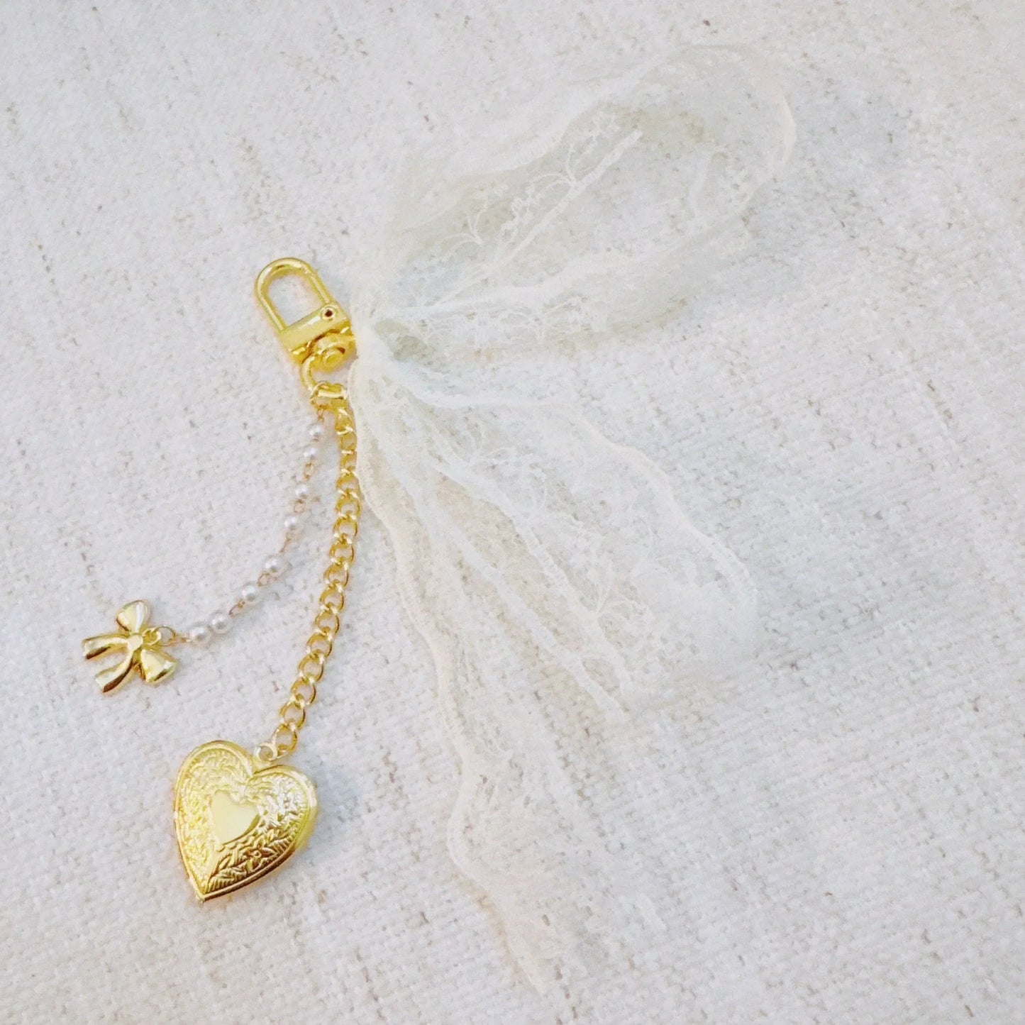 Lace & Love Heart Bag Charm  – White Bow with Gold Heart | Romantic