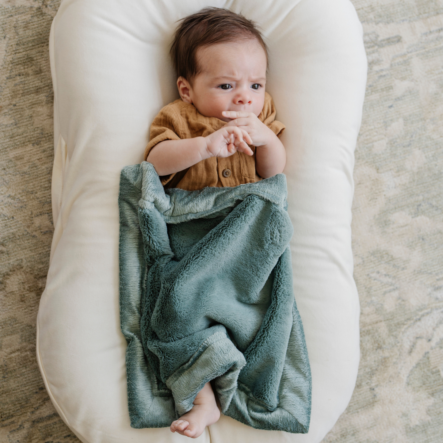Lush Mini Blankets by Saranoni