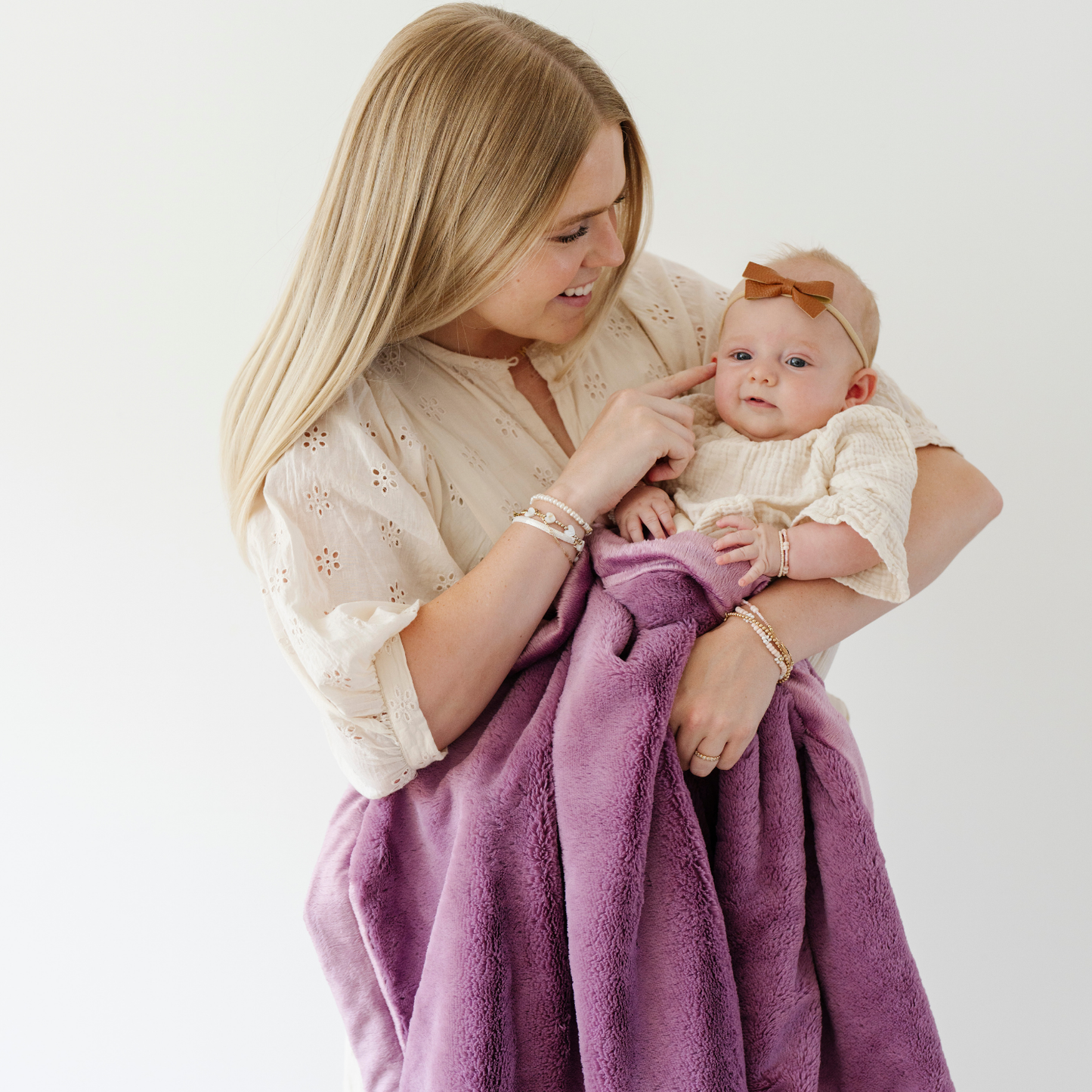 Lush Receiving Blanket 30x40 Inch by Saranoni