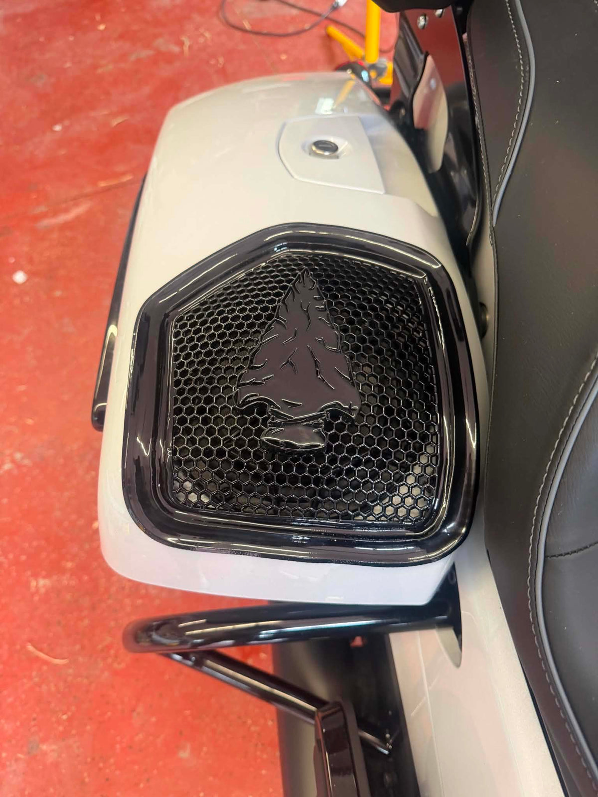 19 to 25+ Indian bag lid grills set