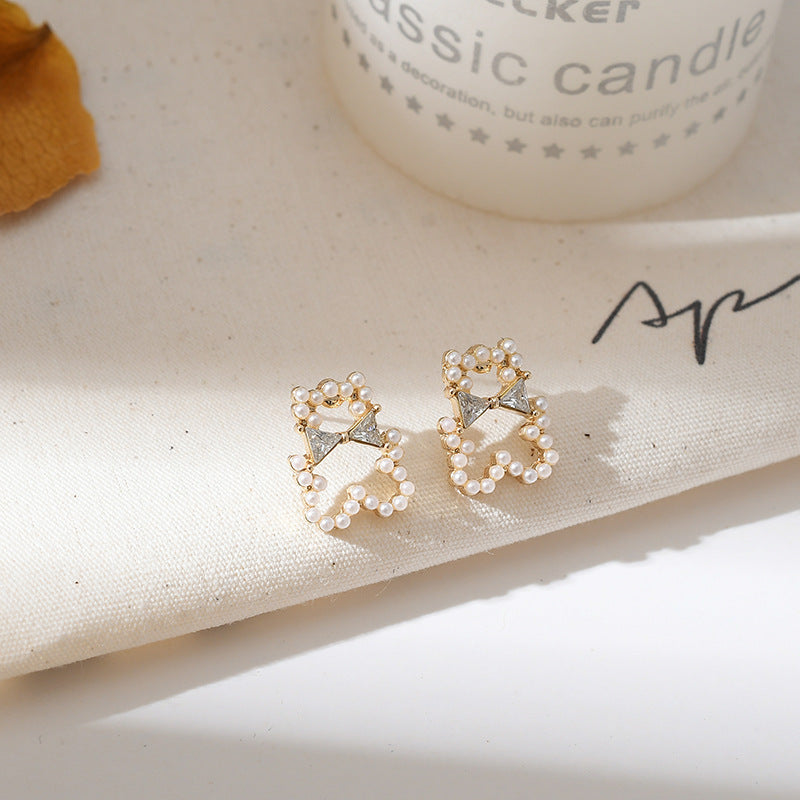 Pearl Bear Earring